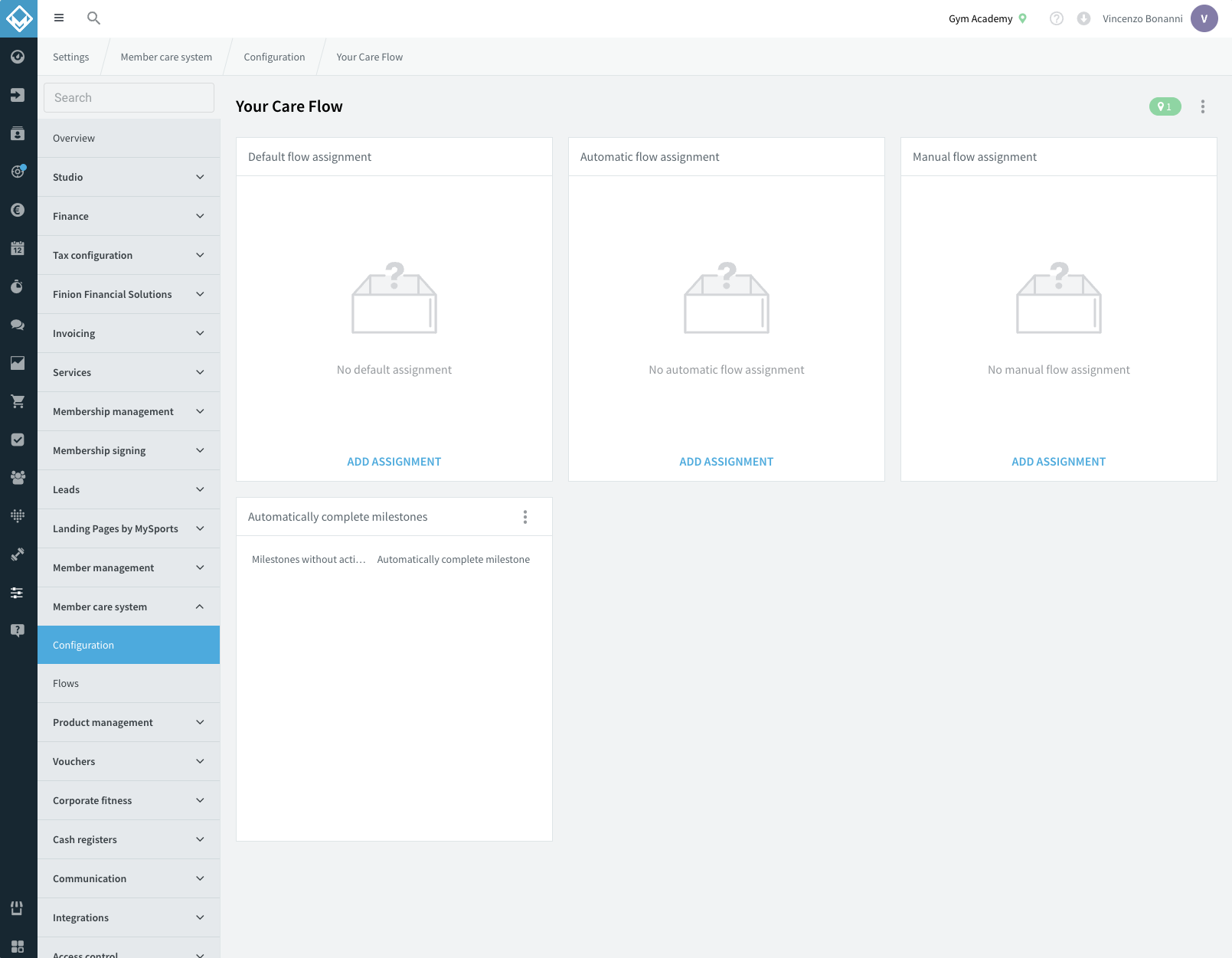 Pagina di dettaglio della configurazione in Impostazioni / Sistema di assistenza agli abbonati / Configurazione, che mostra quattro card: Assegnazione predefinita, Assegnazione automatica, Assegnazione manuale e Completare automaticamente i traguardi. Ogni card di assegnazione ha un'azione Aggiungi incarico; la card di completamento automatico mostra l'opzione attiva per i traguardi senza azione.