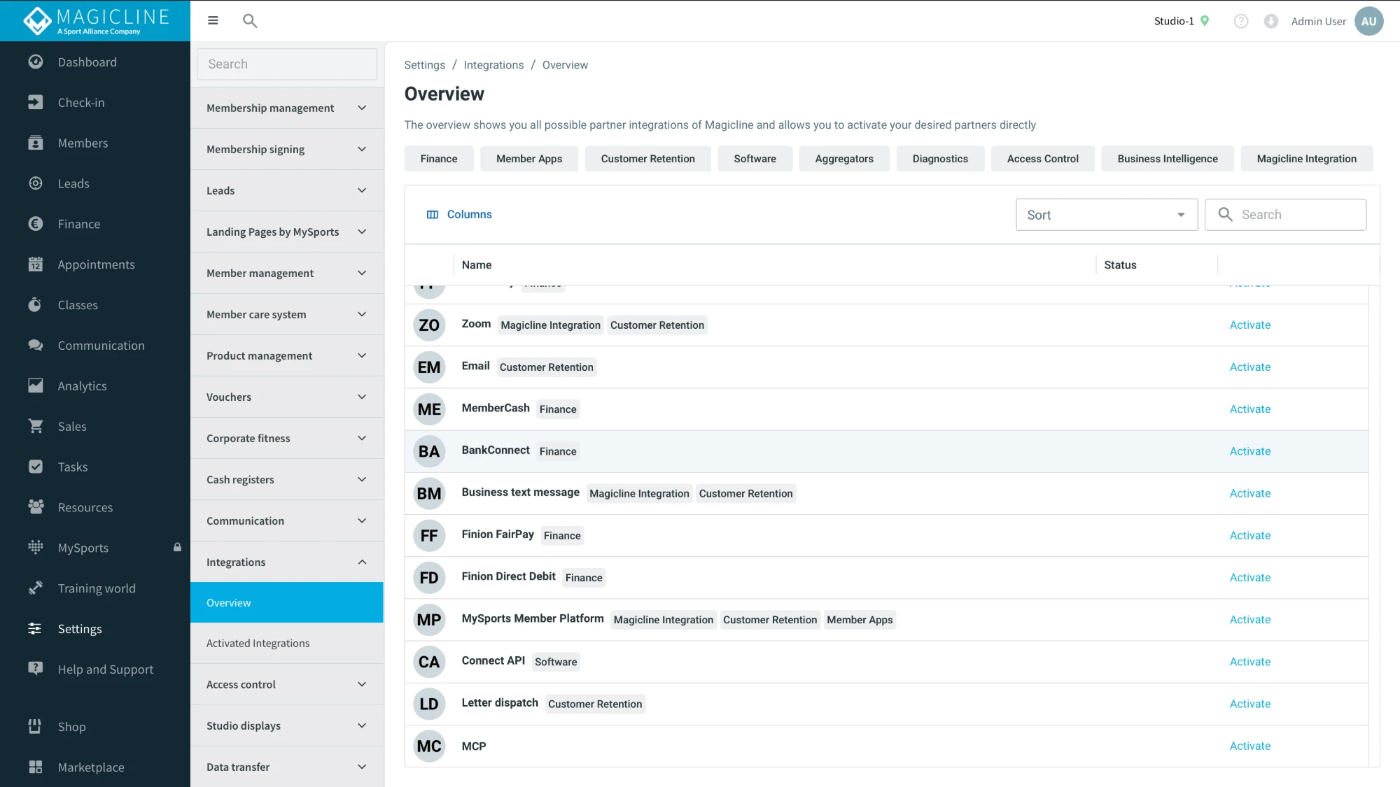 Vista de integraciones en el estudio con tu propia aplicación y el botón Activate
