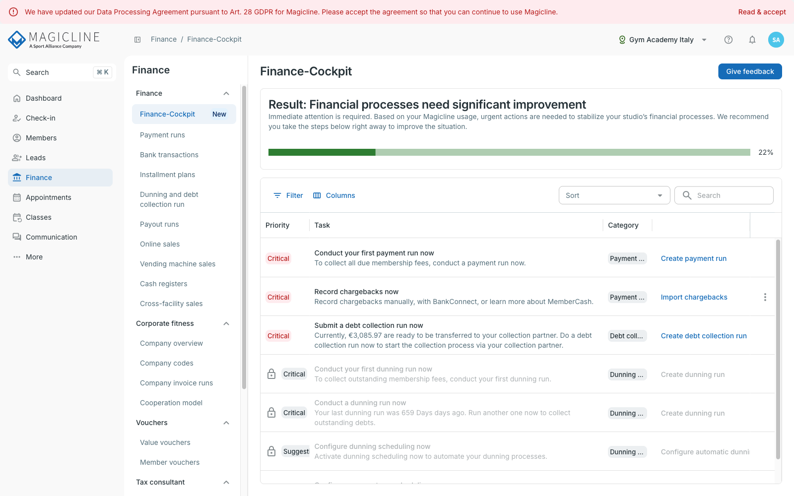 Pagina van de Financiën-Cockpit met de resultaatkaart met het percentage en de takenlijst met prioriteit en categorie