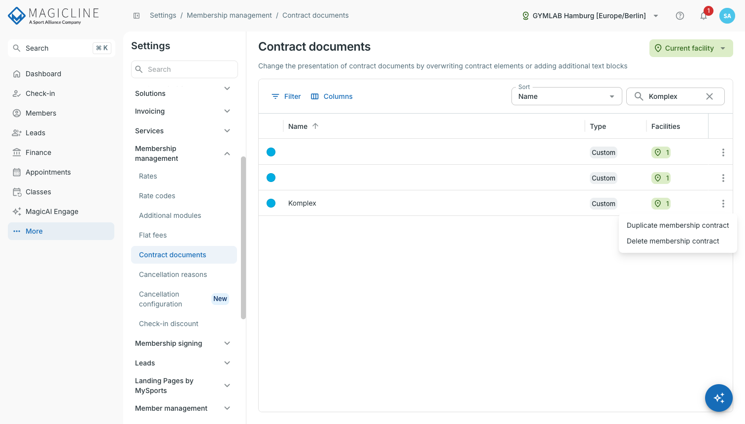 Lista de documentos contractuales con el menú de una fila abierto con Duplicar y Eliminar.